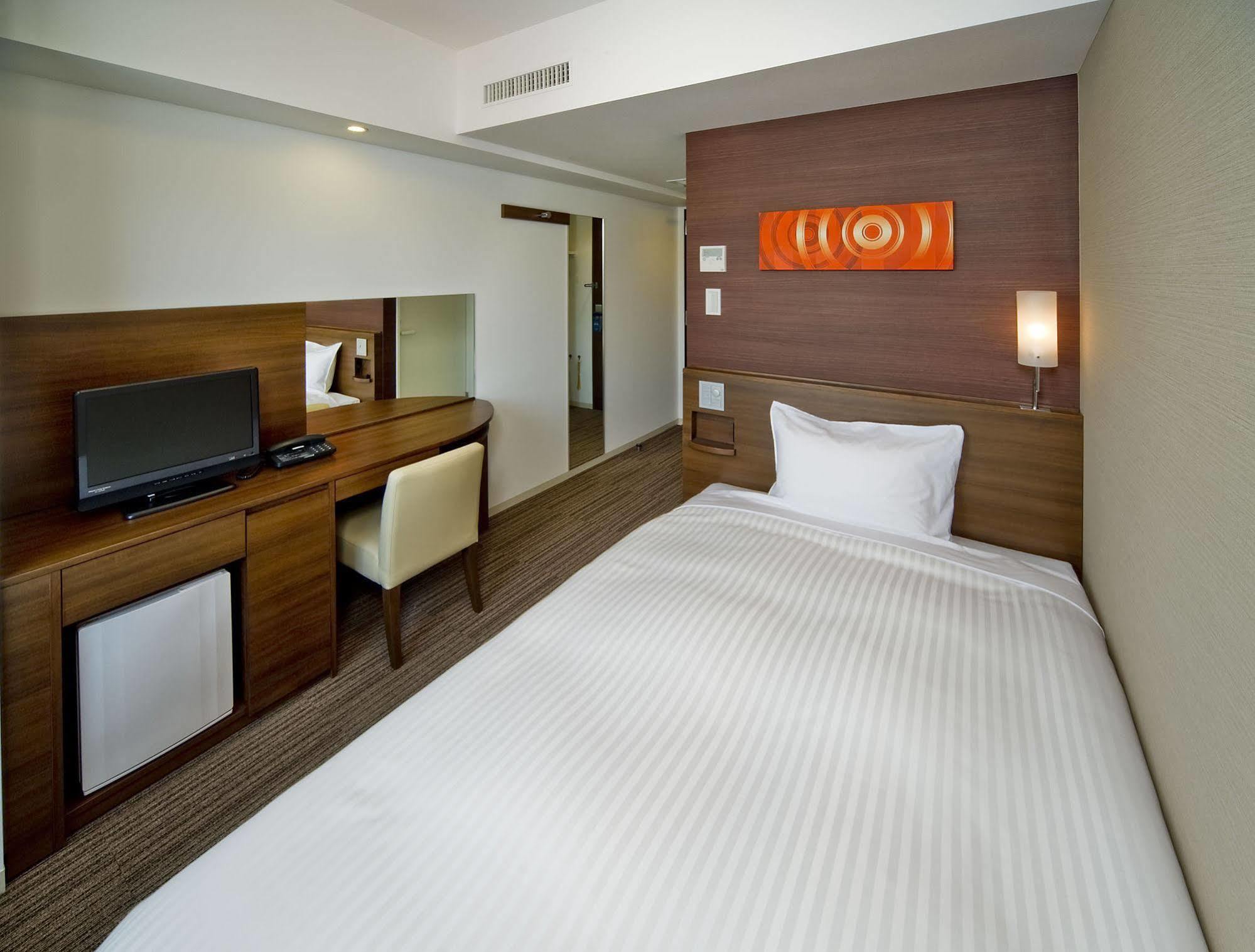 Sotetsu Fresa Inn Yokohama Totsuka Экстерьер фото